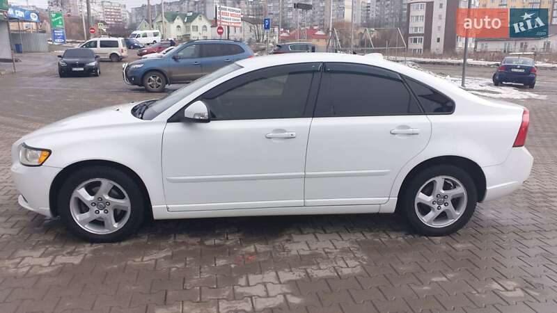 Седан Volvo S40 2011 в Хмельницькому