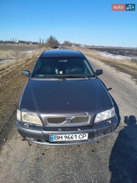 Volvo S40 2001