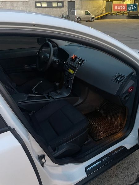 Седан Volvo S40 2008 в Киеве