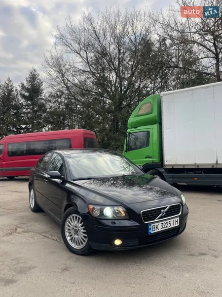 Volvo S40 2005