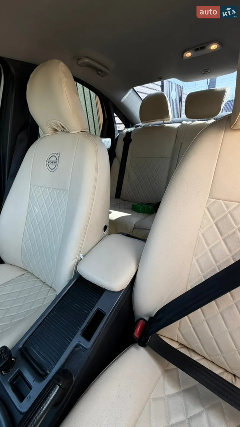2011 Volvo S40 - мініатюра 7