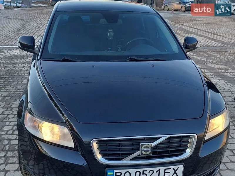 Volvo S40
