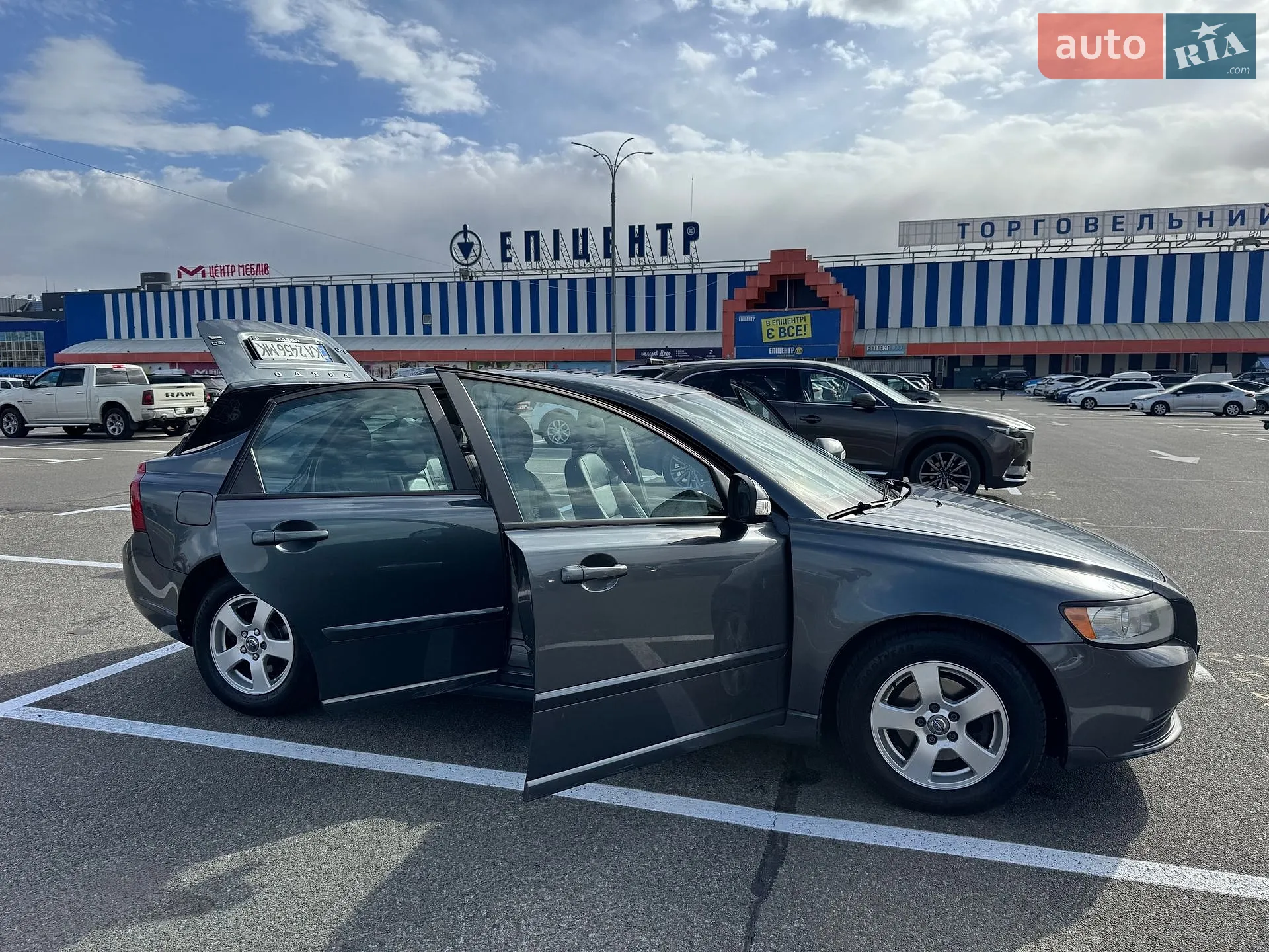 2010 Volvo S40 - мініатюра 16