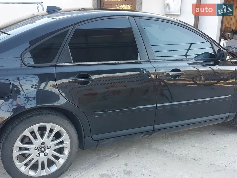 Volvo S40