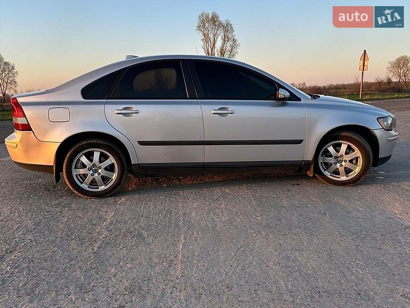 Седан Volvo S40 2006 в Киеве