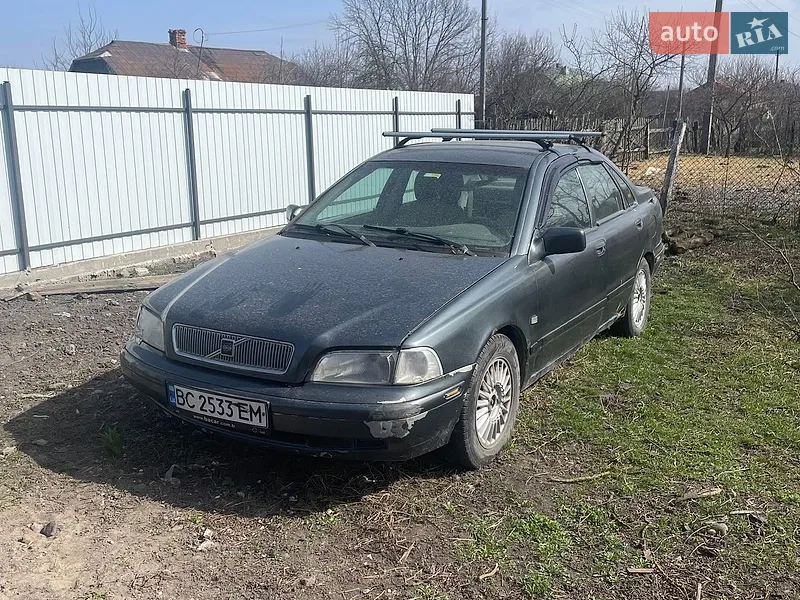 Volvo S40 1998