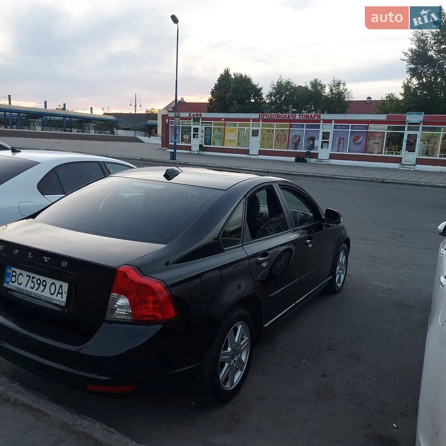 2011 Volvo S40 - мініатюра 5