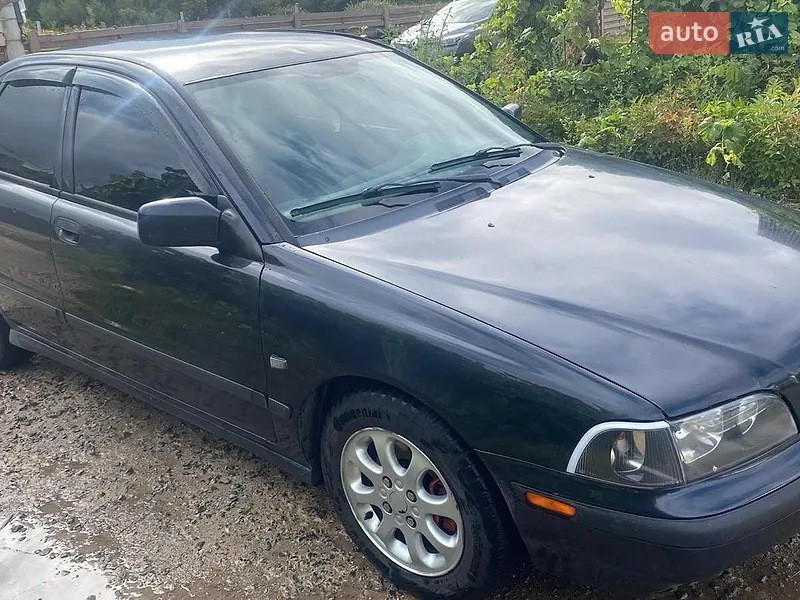 Volvo S40 2000