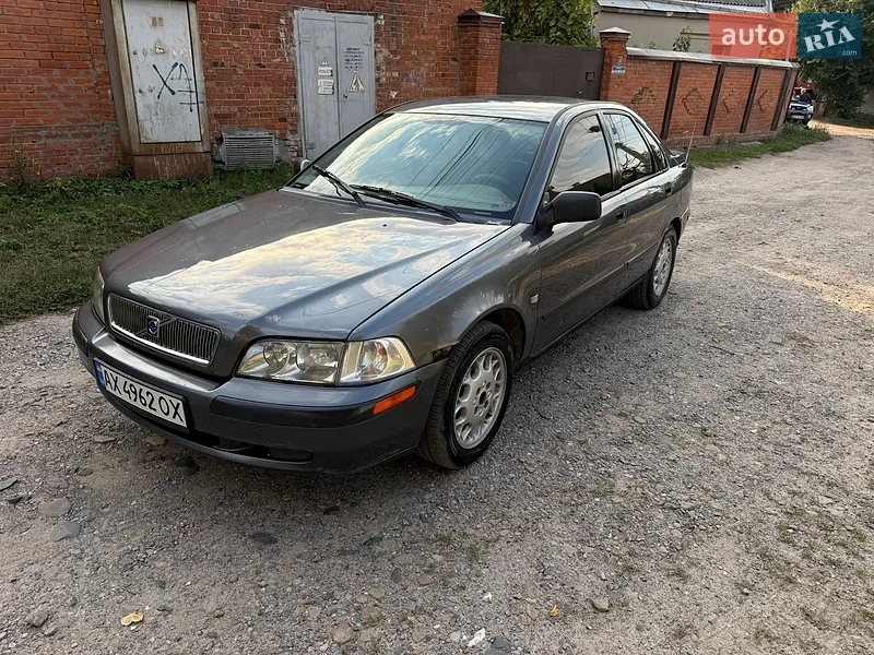 Volvo S40 2001