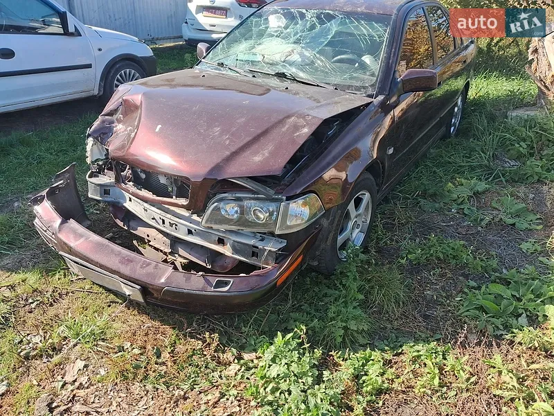 Volvo S40