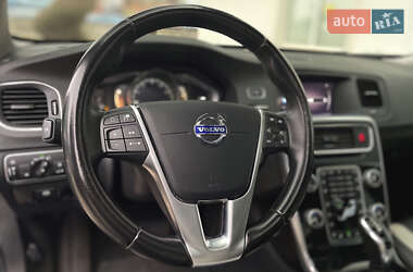 Седан Volvo S60 Cross Country 2017 в 