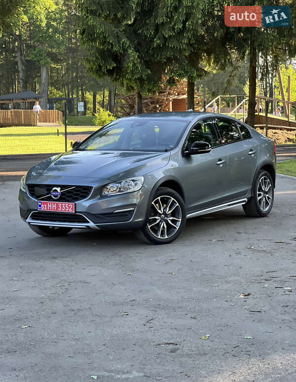 Volvo S60 Cross Country 2018