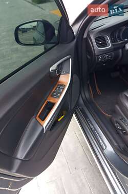 Седан Volvo S60 Cross Country 2016 в 