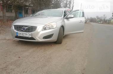 Седан Volvo S60 2011 в Житомире