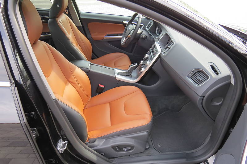 Седан Volvo S60 2017 в Дніпрі