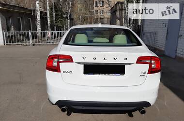 Седан Volvo S60 2012 в Дніпрі