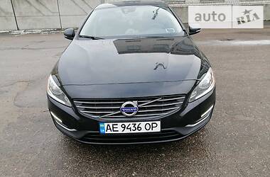 Седан Volvo S60 2016 в Днепре