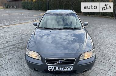 Седан Volvo S60 2005 в Стрию