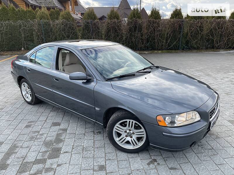 Седан Volvo S60 2005 в Стрые