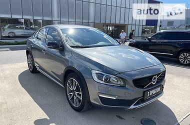 Седан Volvo S60 2017 в Харькове