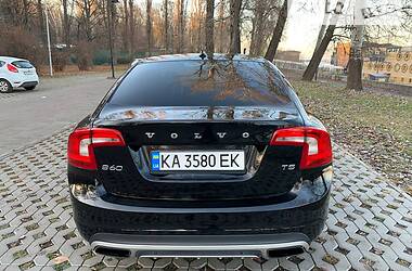 Седан Volvo S60 2015 в Києві