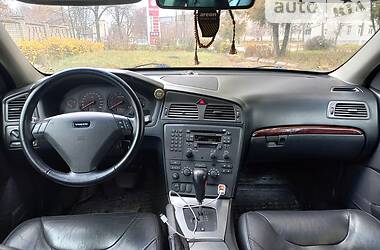 Седан Volvo S60 2001 в Глухове