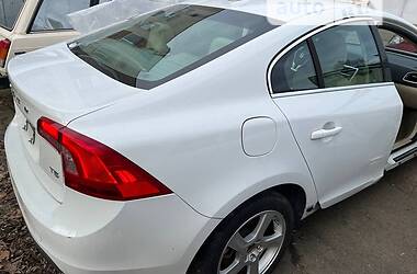 Седан Volvo S60 2012 в Николаеве