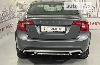 Седан Volvo S60 2017 в Киеве