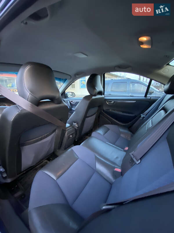 Седан Volvo S60 2003 в Чернигове