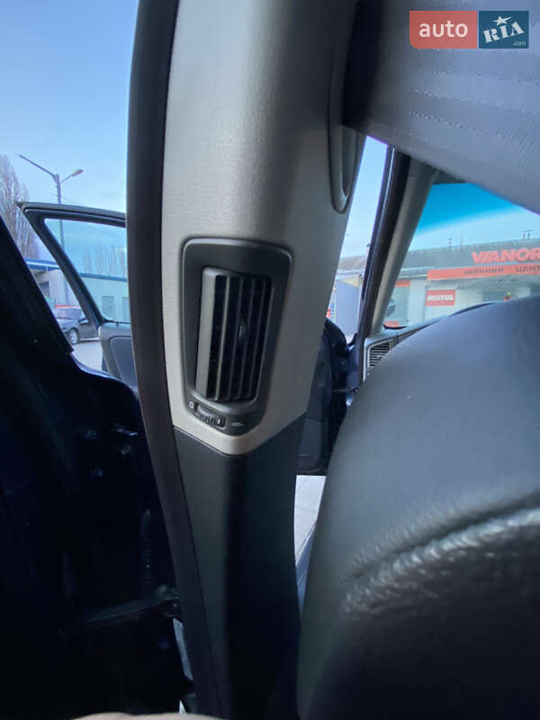 Седан Volvo S60 2003 в Чернигове