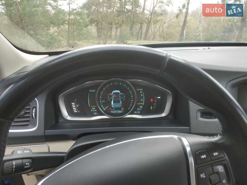 Седан Volvo S60 2013 в Киеве