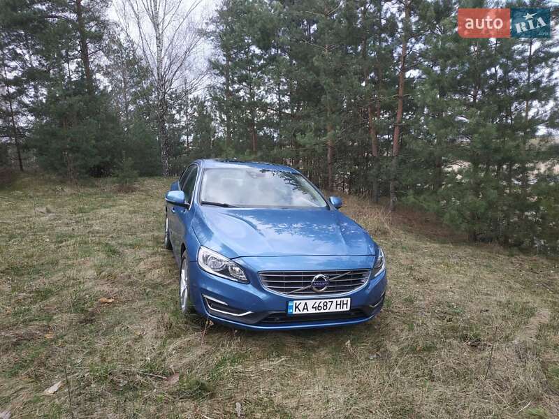 Седан Volvo S60 2013 в Киеве