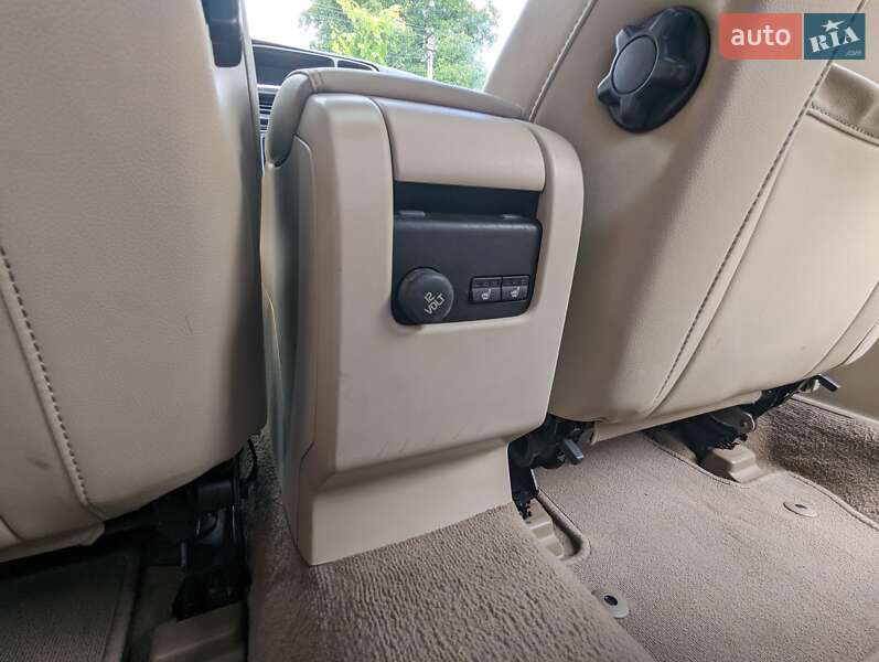 Седан Volvo S60 2012 в Ровно