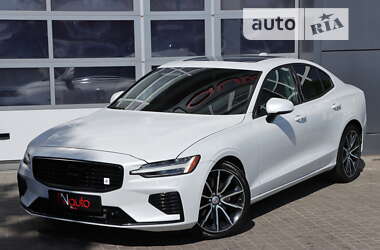 Седан Volvo S60 2019 в Одессе