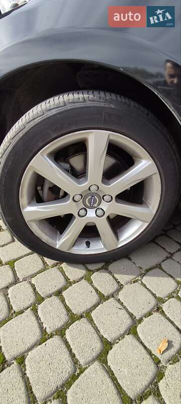 Седан Volvo S60 2016 в Львове