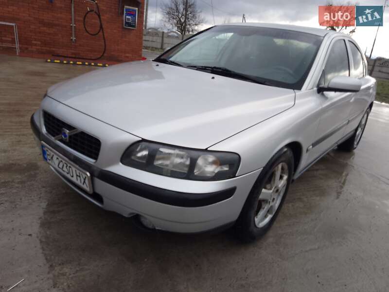 Volvo S60 2002