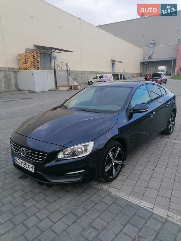 Седан Volvo S60 2014 в Львове