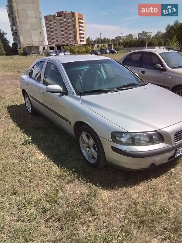 Седан Volvo S60 2003 в Харкові
