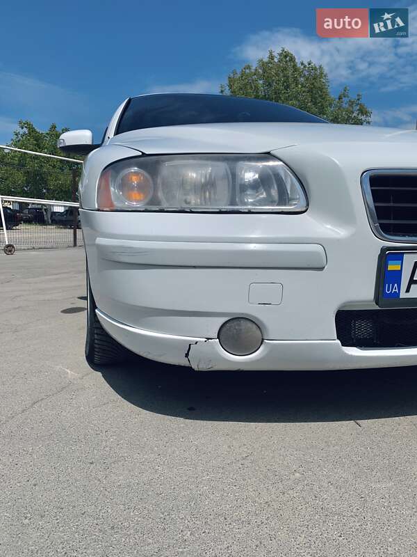 Седан Volvo S60 2006 в Баре