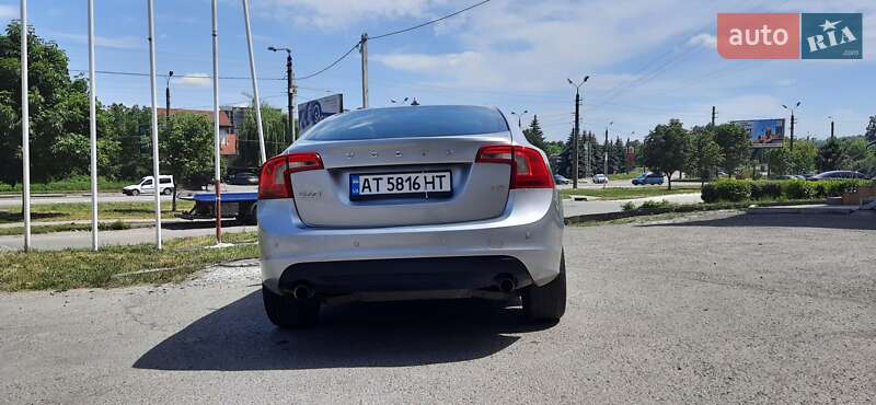 Седан Volvo S60 2012 в Івано-Франківську