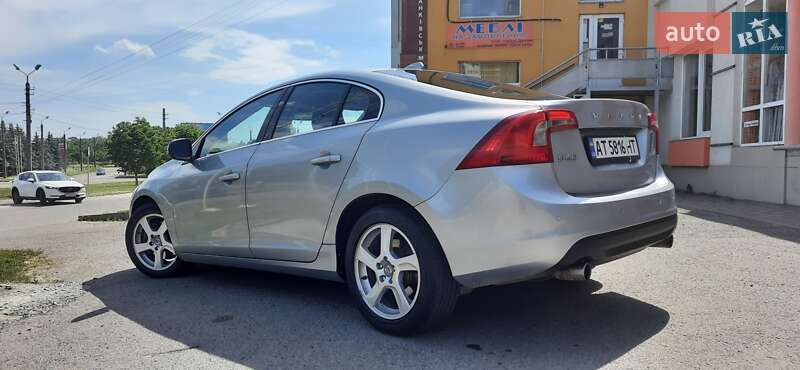 Седан Volvo S60 2012 в Івано-Франківську