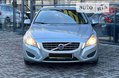 Седан Volvo S60 2013 в Ивано-Франковске