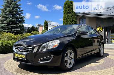 Седан Volvo S60 2013 в Львові