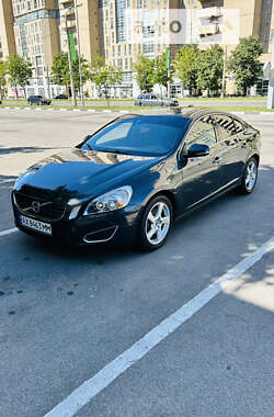 Седан Volvo S60 2013 в Харкові
