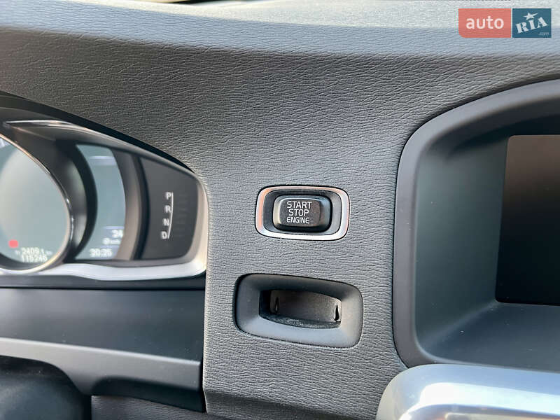 Седан Volvo S60 2015 в Киеве фото 53 Седан Volvo S60 2015 в Киеве