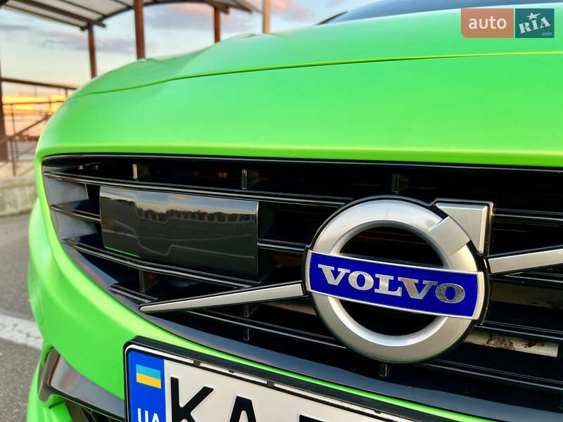 Седан Volvo S60 2015 в Киеве фото 69 Седан Volvo S60 2015 в Киеве