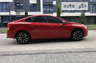 Седан Volvo S60 2016 в Івано-Франківську