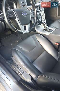 Седан Volvo S60 2016 в 