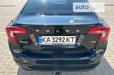 Седан Volvo S60 2014 в Киеве