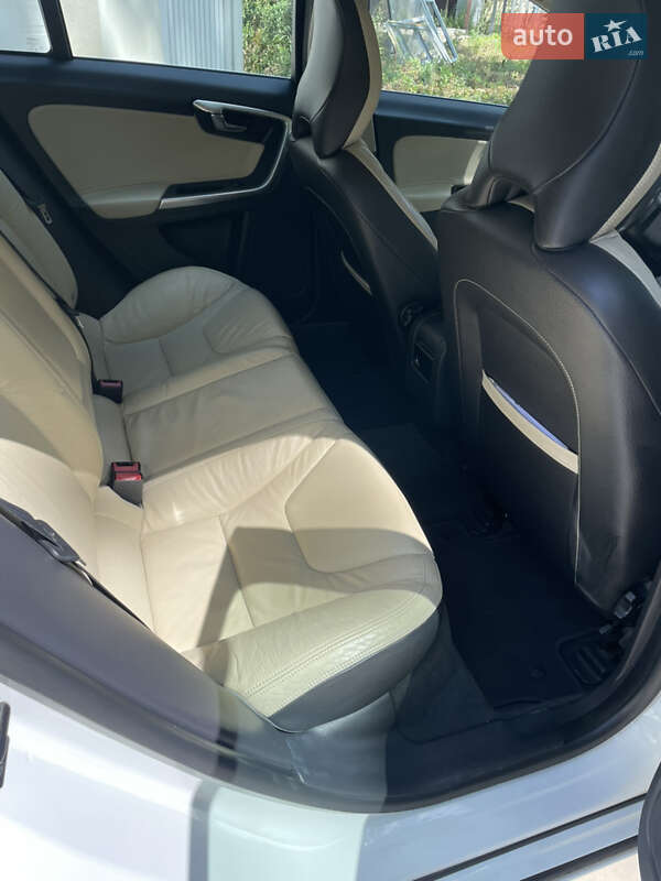 Седан Volvo S60 2011 в Харькове фото 17 Седан Volvo S60 2011 в Харькове